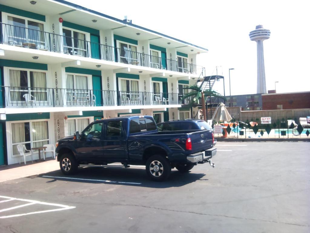 Rainbow Motor Inn - Fallsview Niagara Bagian luar foto